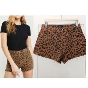 Abercrombie and Fitch | Annie High-waisted Leopard Jean Shorts